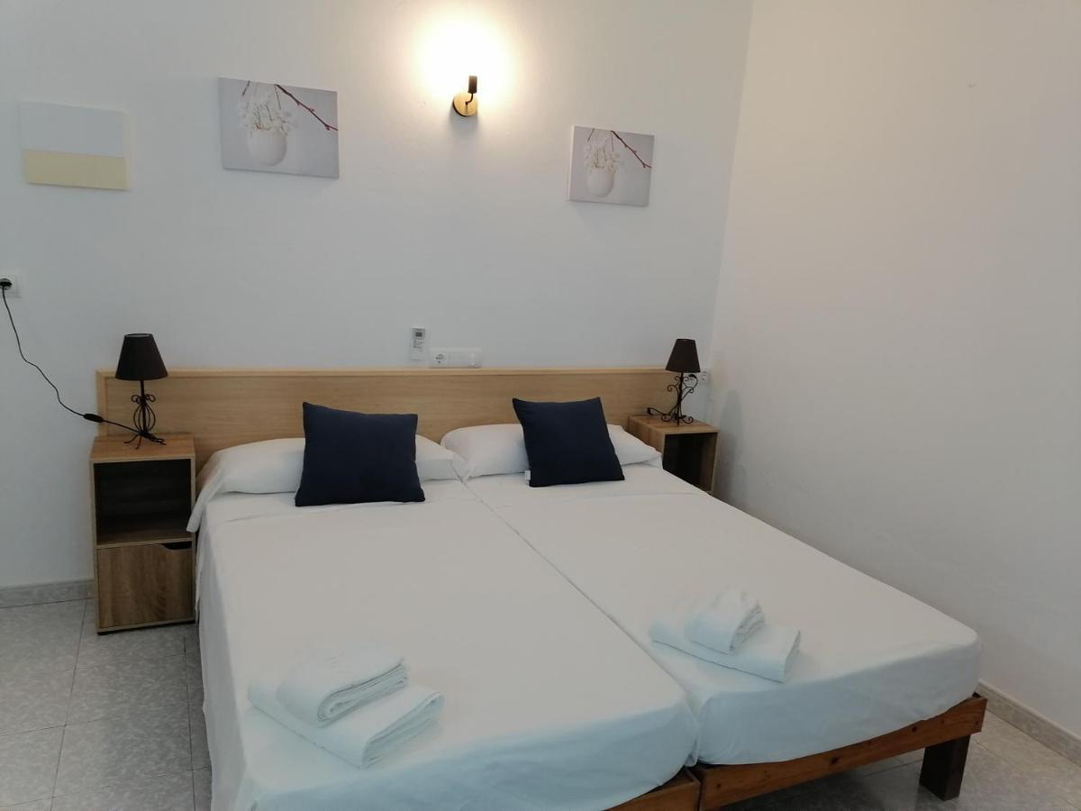 Hostal Pepe 圣费兰-德瑟斯罗 外观 照片